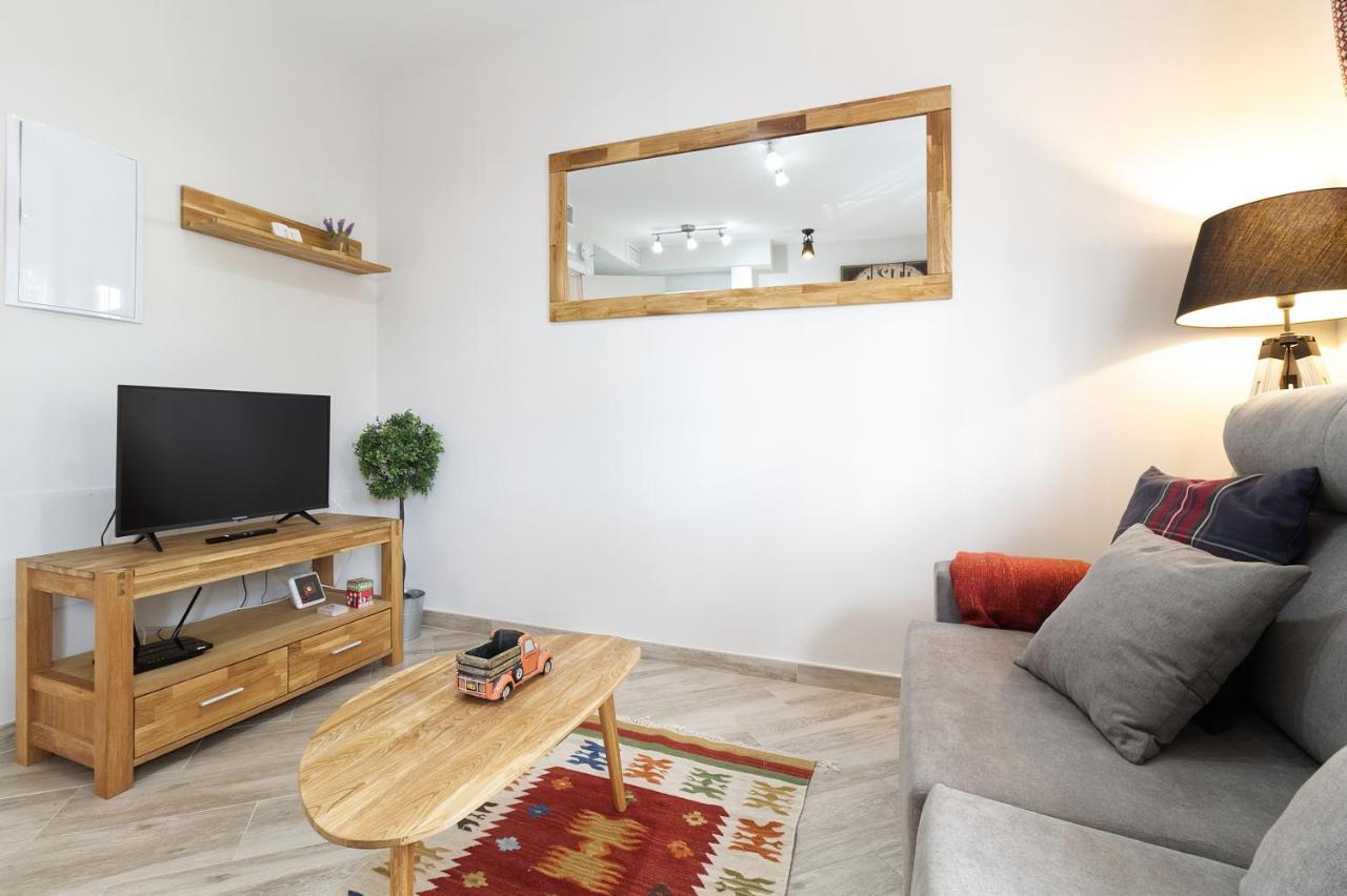 Apartamento Barcelo 21, Parking On Request, Atico With Terrace & Studio With Patio, Center, Breakfast Included, Quite Neighborhood, Bc Málaga Exterior foto